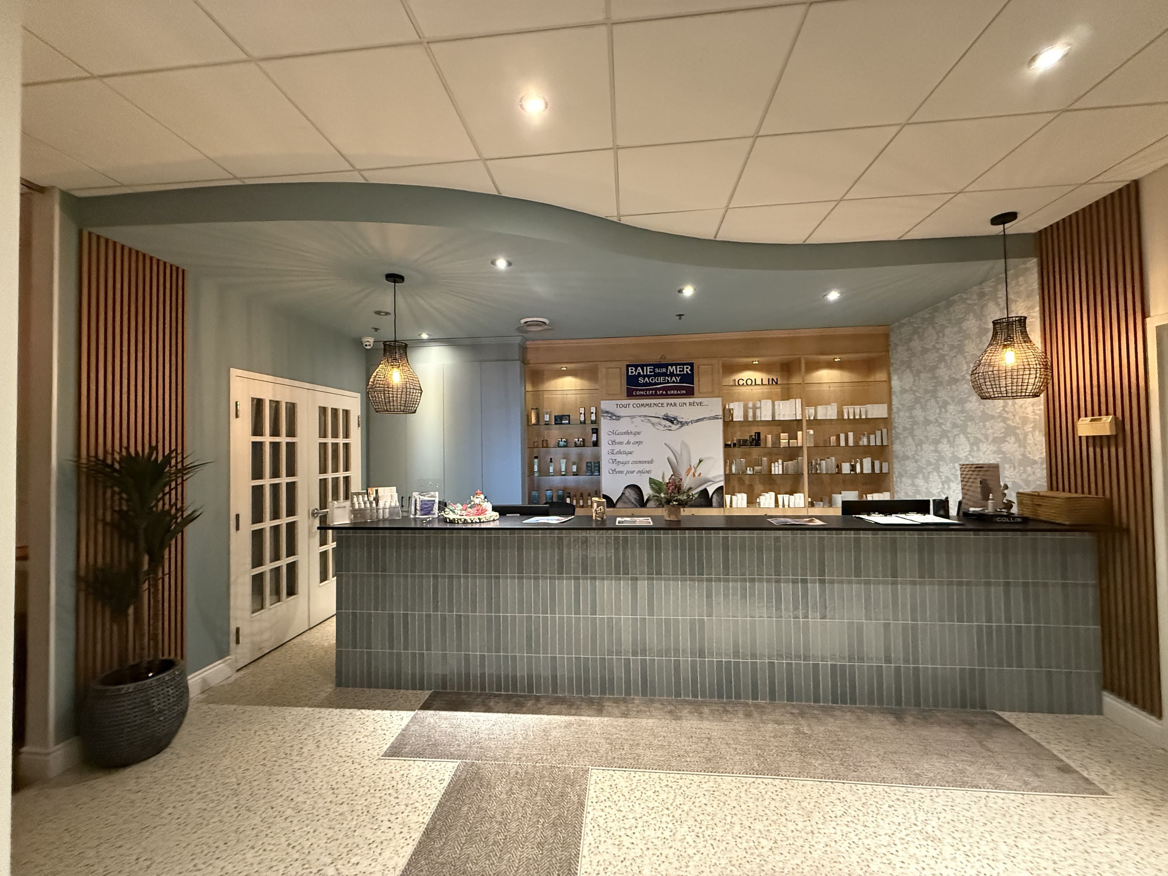 Commercial · Spa Baie sur Mer Accueil Spa Baie sur Mer