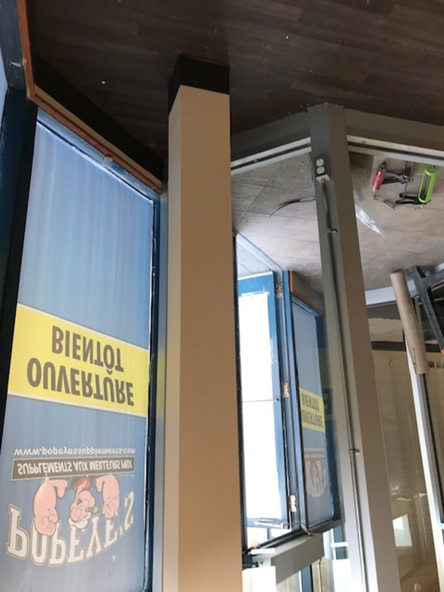 Popeyes · Intérieur